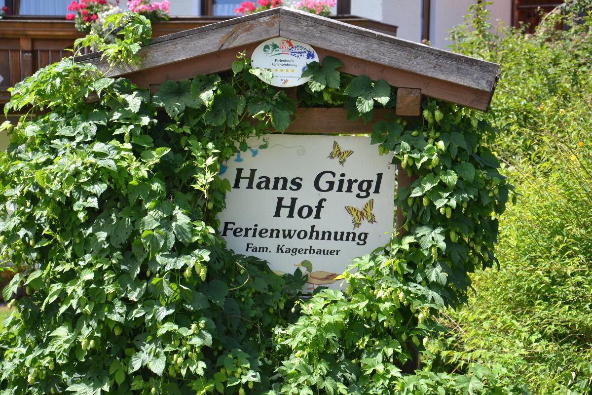 Hans-Girgl-Hof in Langdorf