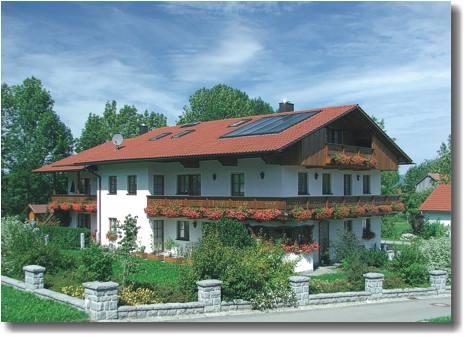 Ferienwohnungen und Ferienhaus Kronner in Zachenberg