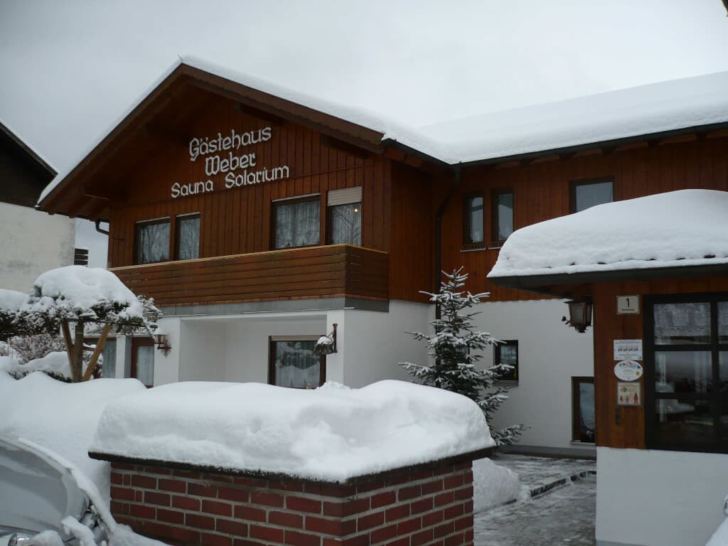 Gäste- & Appartementhaus Weber - Gästezimmer in Arrach
