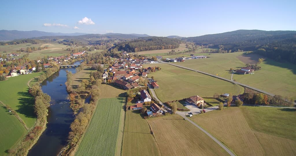 Landhaus am Fluß in Blaibach