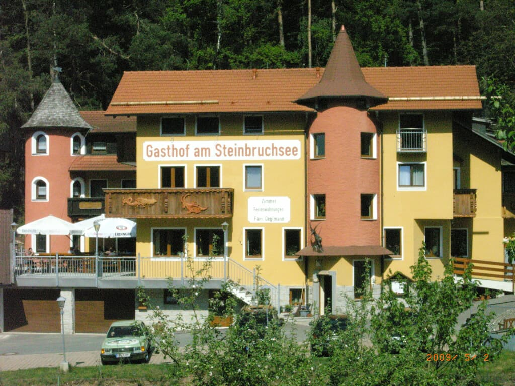Hotel-Gasthof Am Steinbruchsee in Furth im Wald