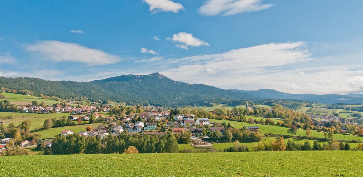 Bayerische Gastwirtschaft Dimpfl-Stadl in Lam