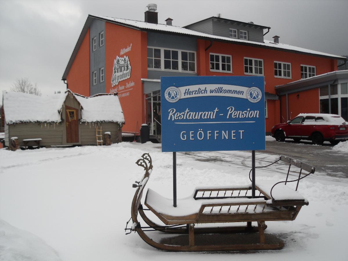 Hüttendorf 49 gradnord in Bayerisch Eisenstein