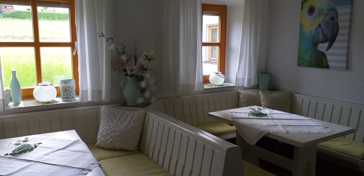 Gäste-und Ferienhaus Hatzinger in Arrach