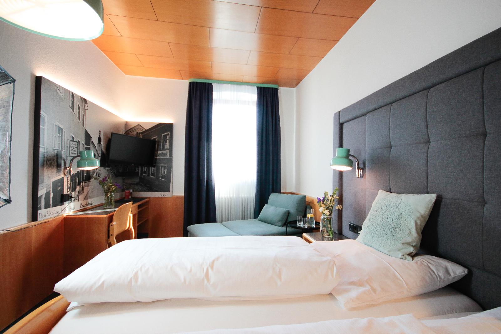 Hotel-Gasthof Zum Bach in Neukirchen b. Hl. Blut