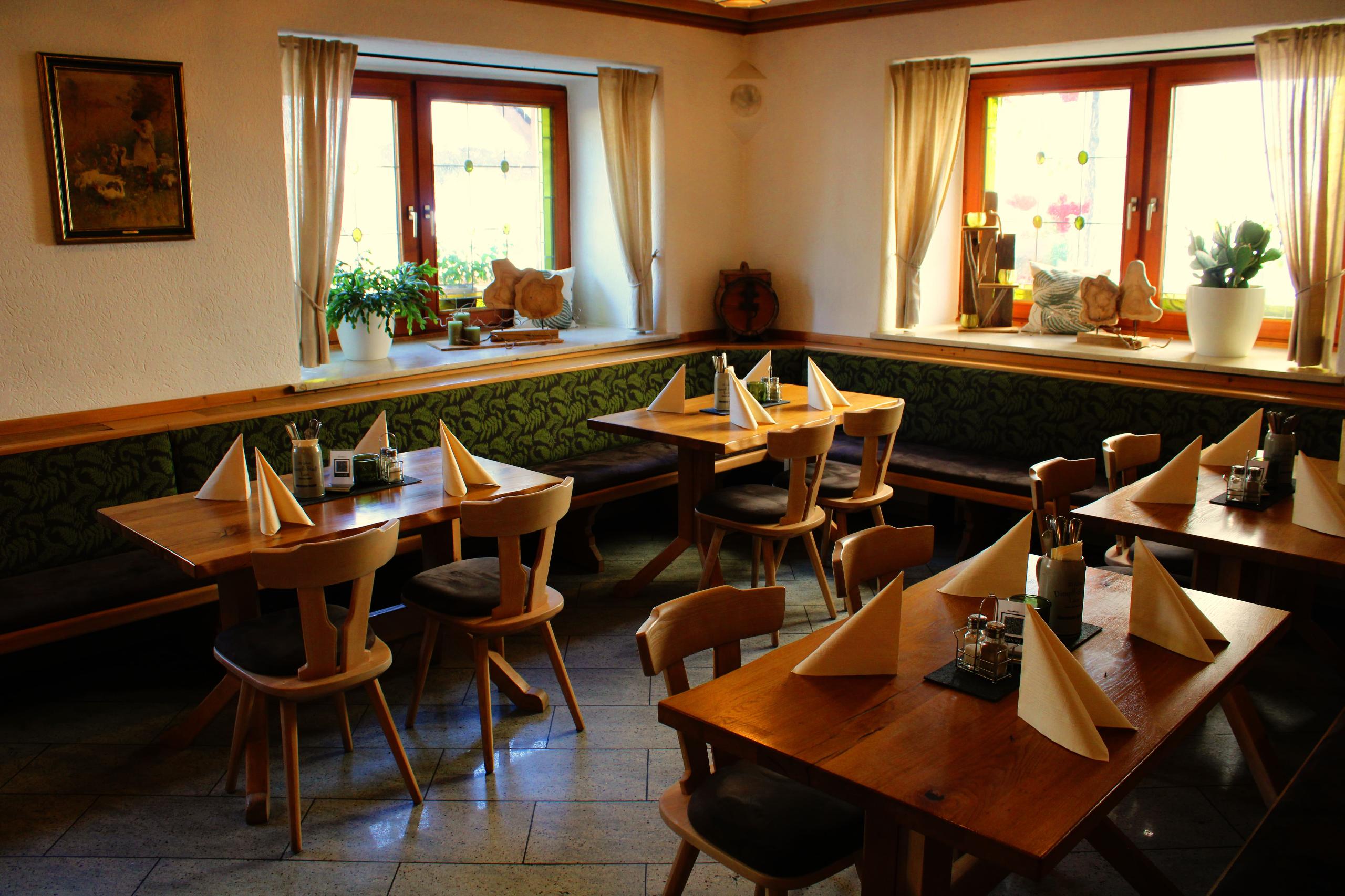 Bayerische Gastwirtschaft Dimpfl-Stadl in Lam