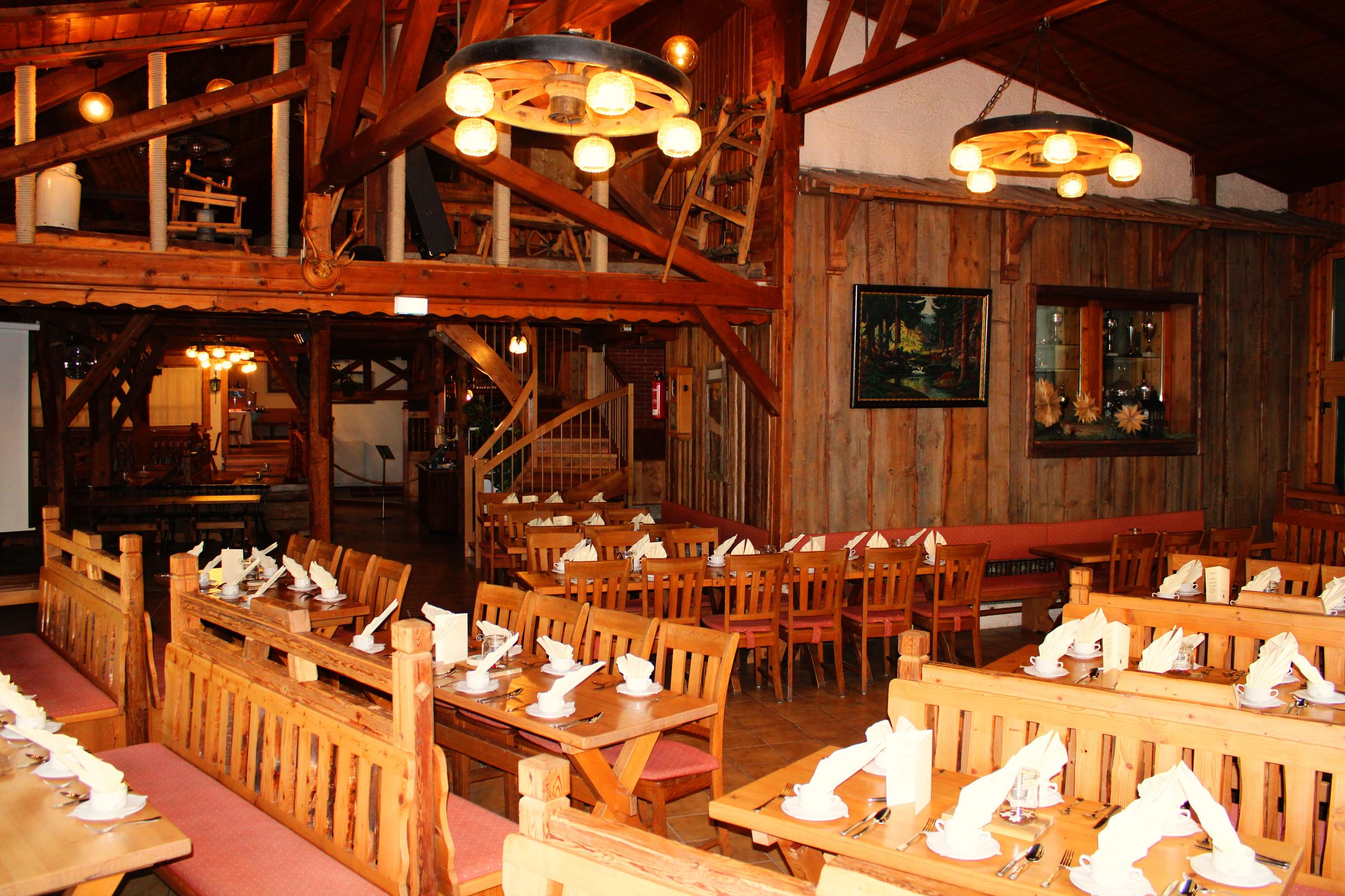 Bayerische Gastwirtschaft Dimpfl-Stadl in Lam