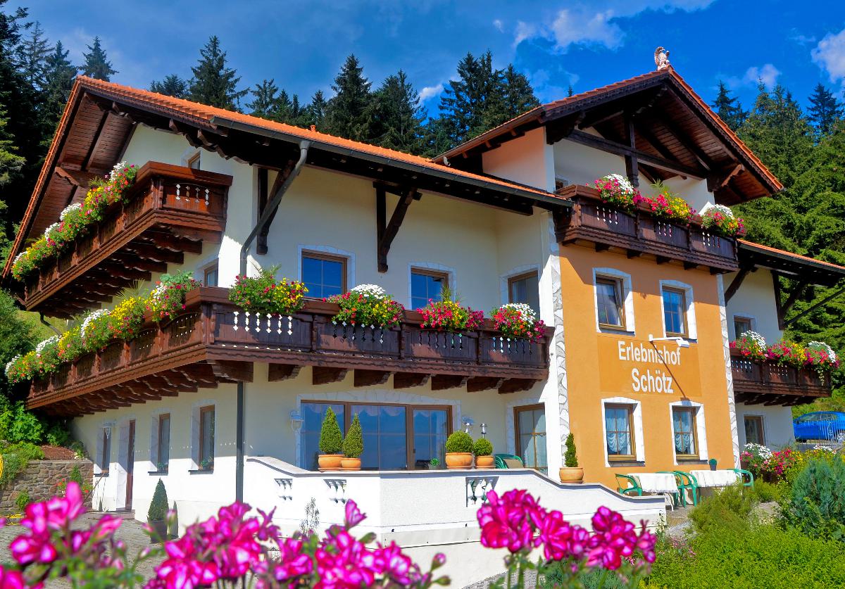 Freizeit- und Erlebnishof Schötz in Haibach-Elisabethszell