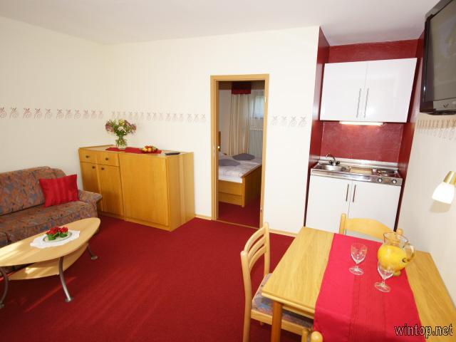 Landhotel Neuhof in Zenting