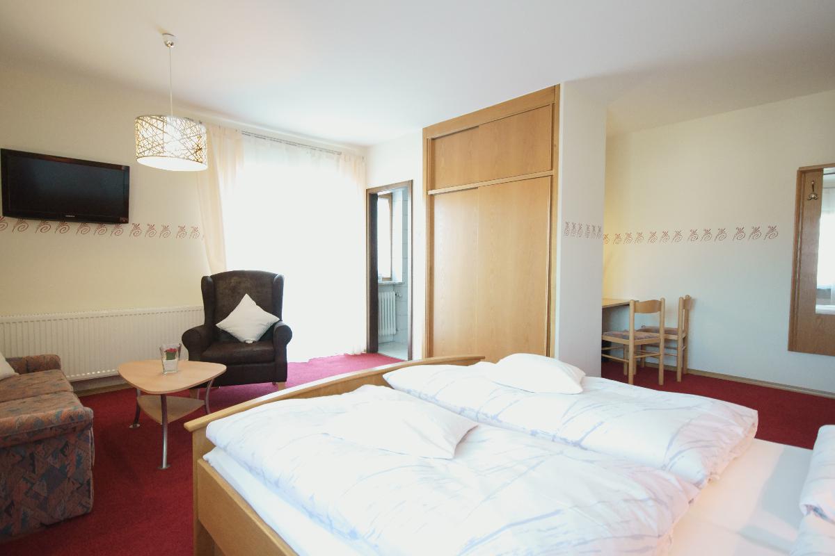 Landhotel Neuhof in Zenting