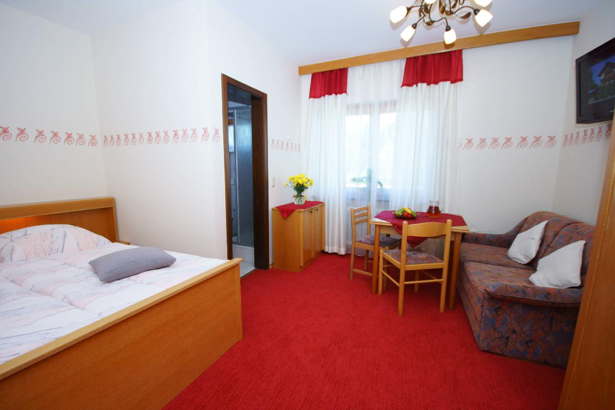 Landhotel Neuhof in Zenting