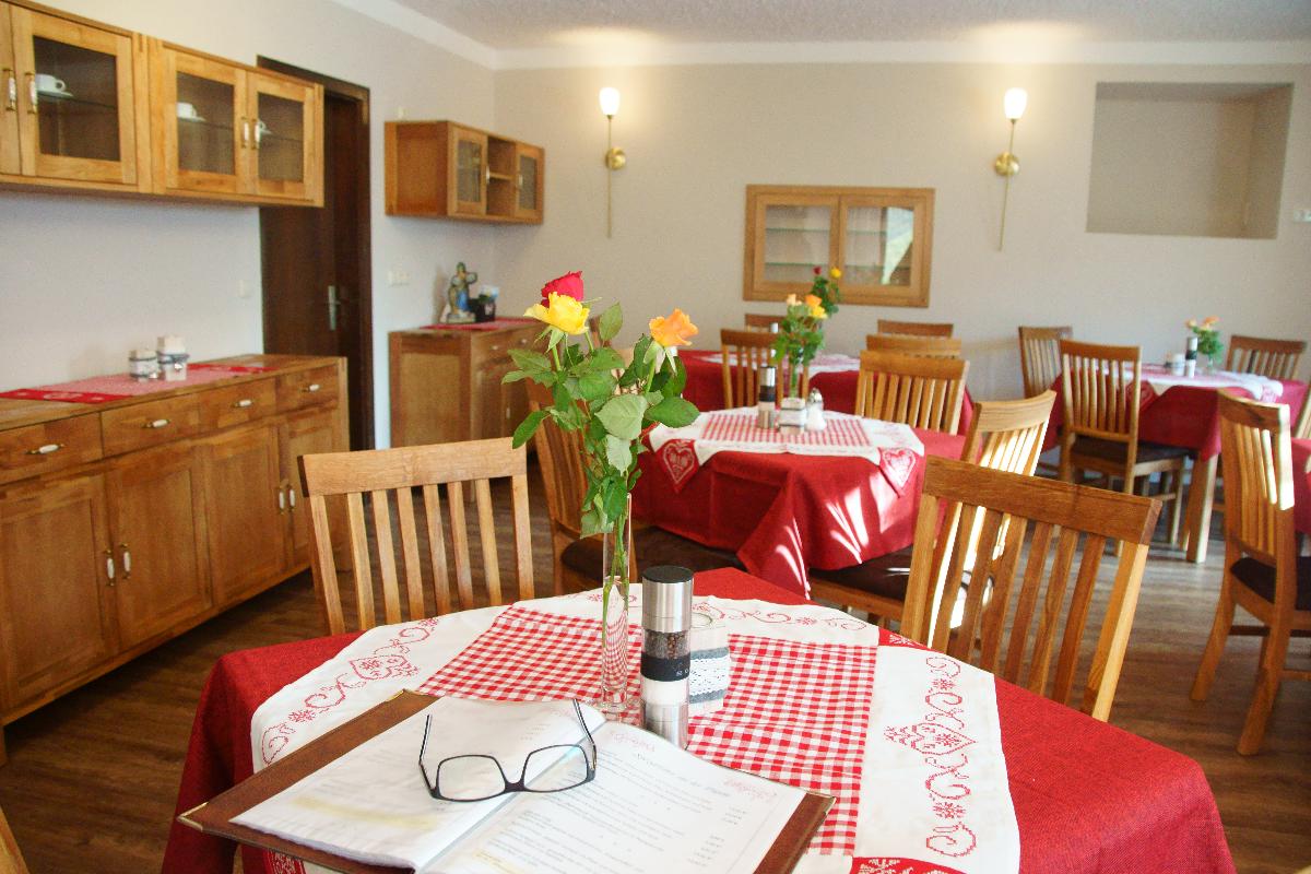 Landhotel Neuhof in Zenting