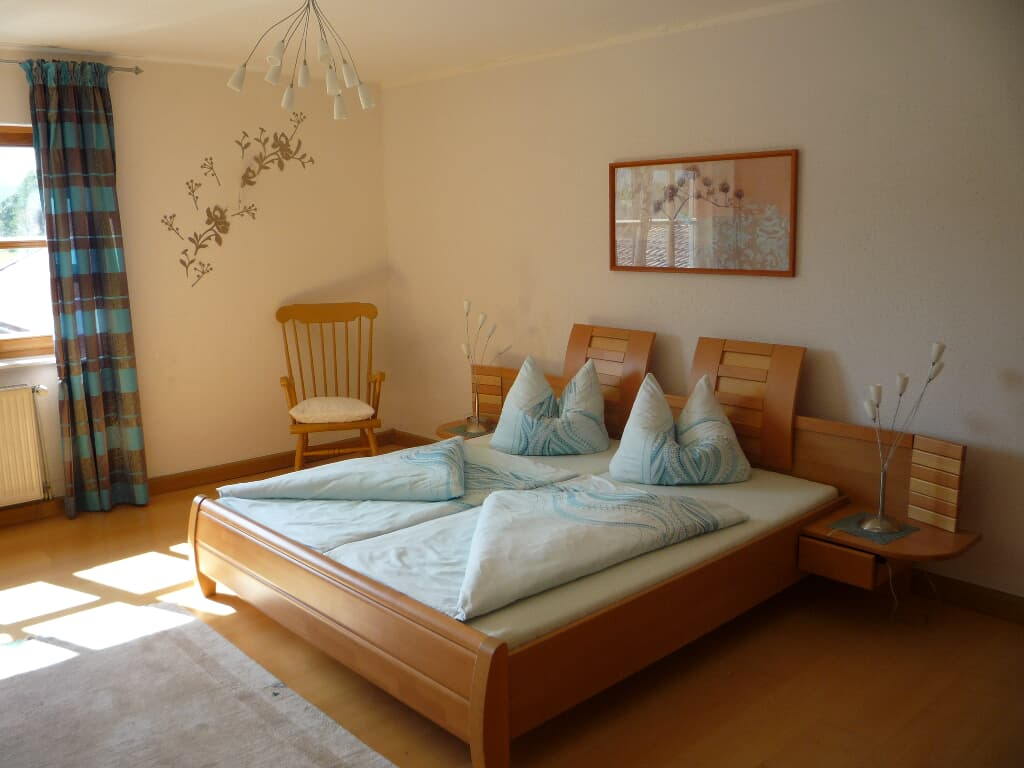 Gäste-und Ferienhaus Hatzinger in Arrach