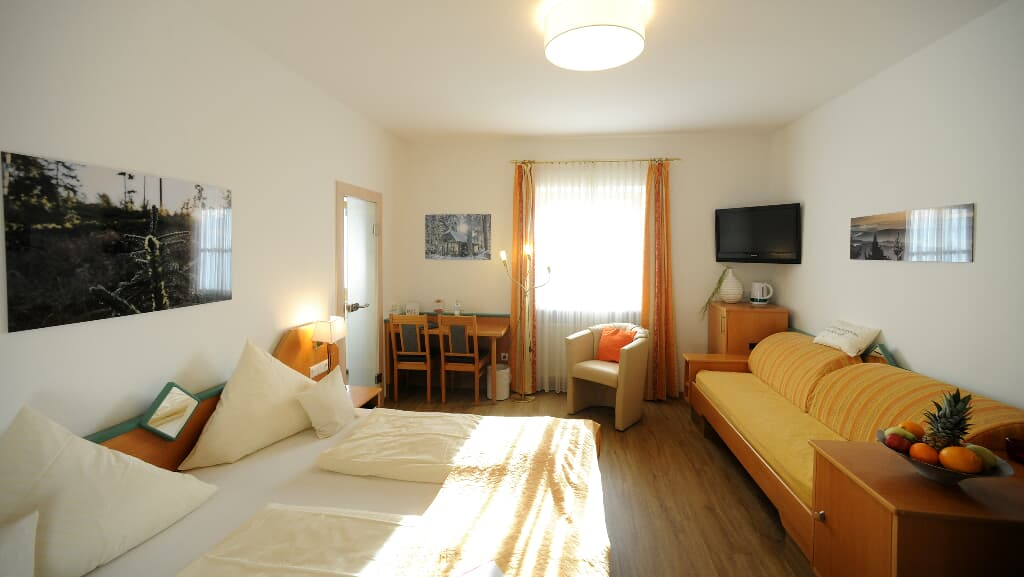 Wander & Aktivhotel Rösslwirt – WALD. GENUSS. HEIMAT-