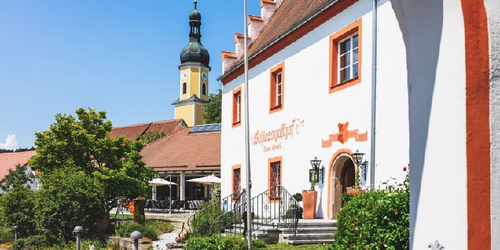 Hotel Schlossgasthof Rösch in Blaibach