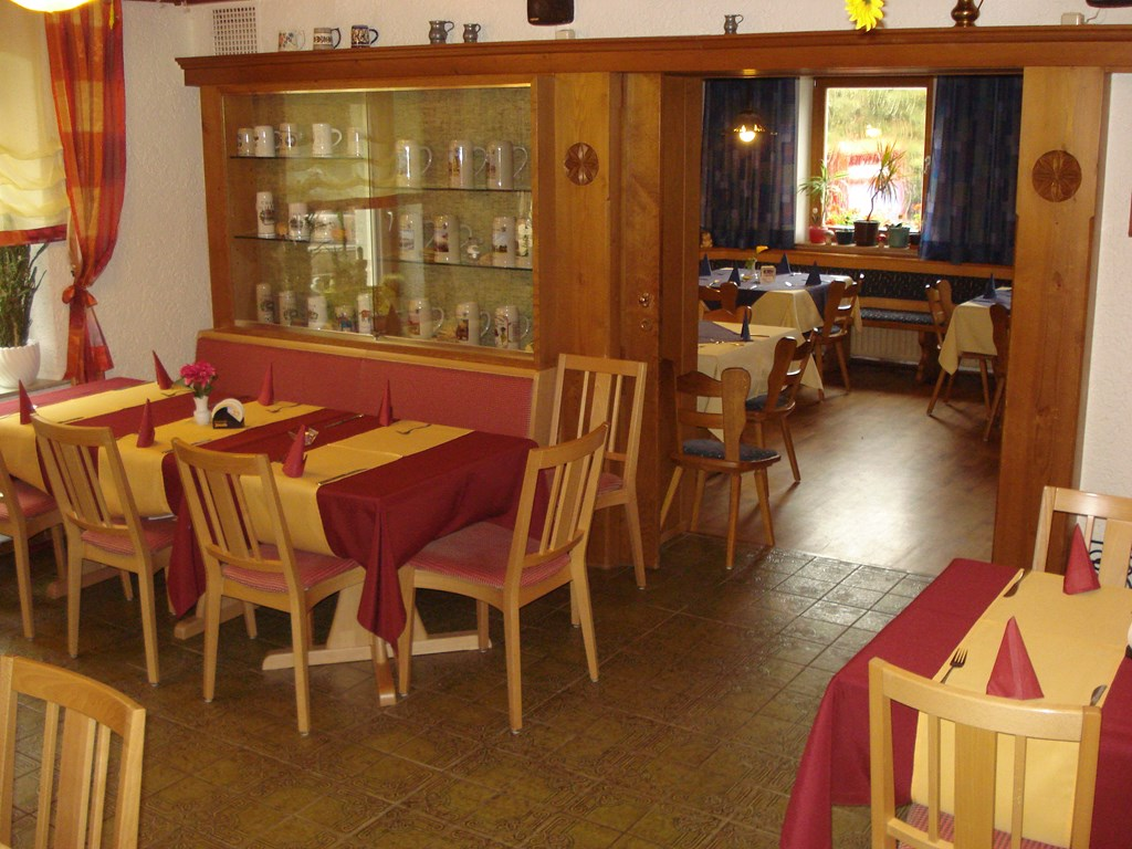 Gasthof Pension Käsbauer in Cham
