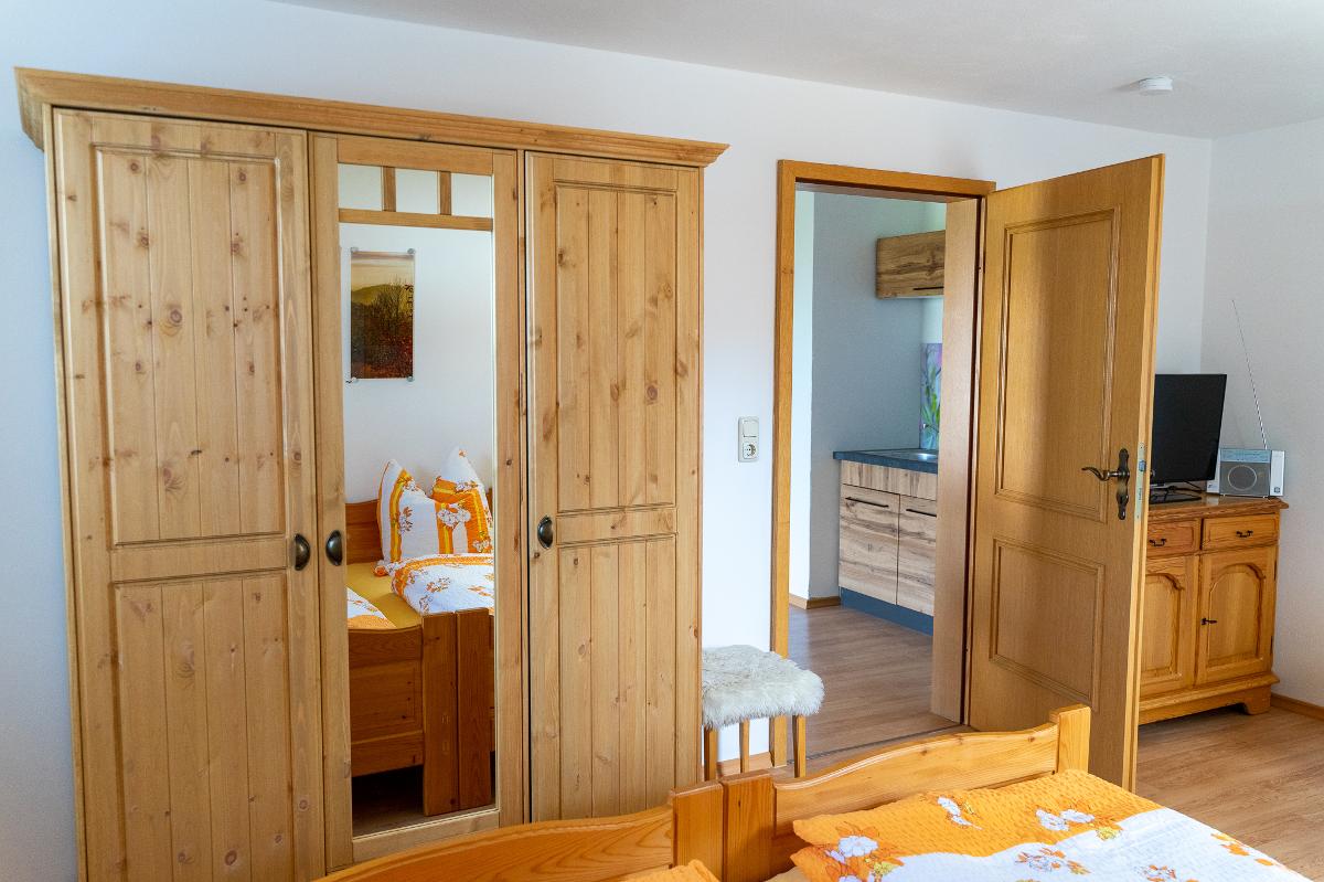 Ferienwohnungen Bauer – Auszeit mit Ausblick in Zenting