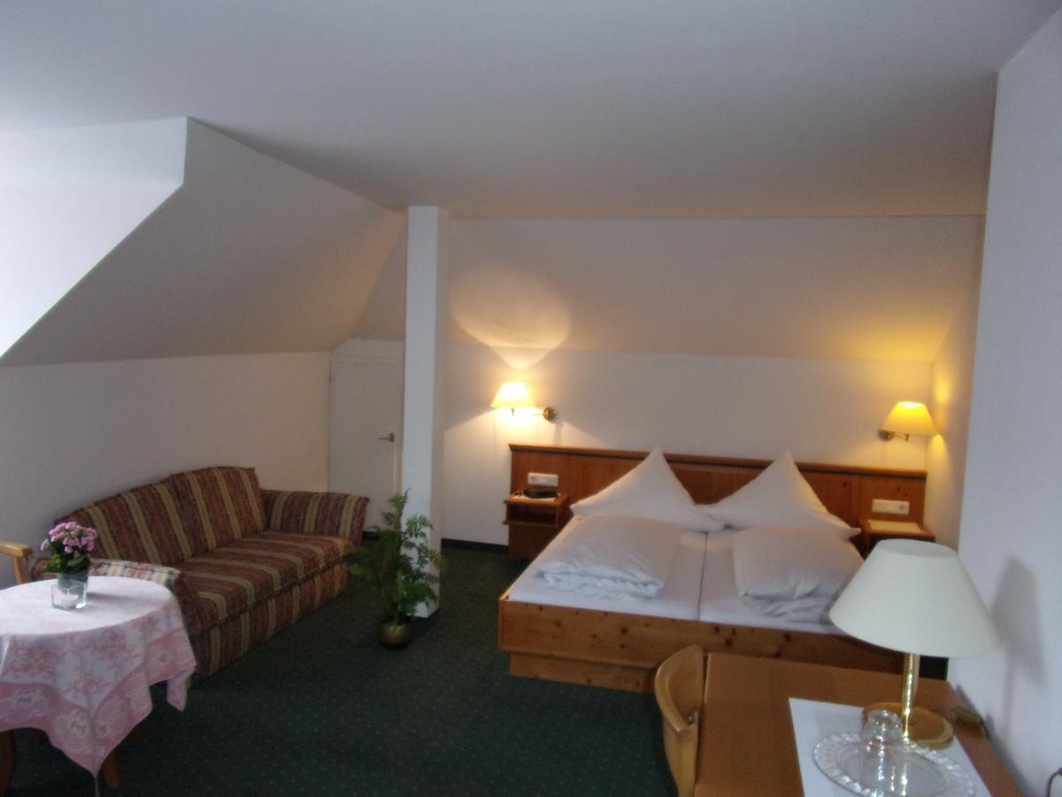 Hotel Landgasthof Hacker in Zachenberg