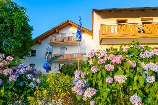 Ferienwohnungen Bauer – Auszeit mit Ausblick in Zenting