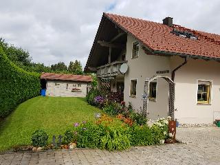 Multerer Anita in Arrach
