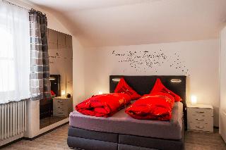 Villa Relax - Ferienwohnungen & Hallenbad & Relaxgarten in Bodenmais