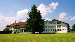 Kurpension und Appartementhof Waldfrieden  in Bad Füssing