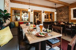 Landhotel Neuhof in Zenting