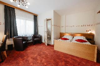 Landhotel Neuhof in Zenting