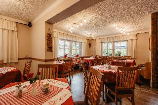 Landhotel Neuhof in Zenting