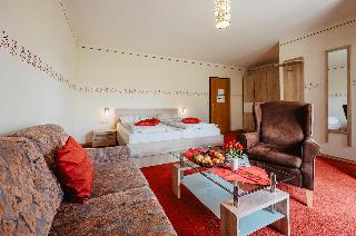 Landhotel Neuhof in Zenting
