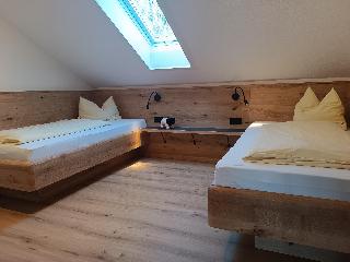 Kinderparadies + Bio-Bauernhof in Schönberg