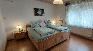 Ferienhaus Corinna / Ferienwohnungen in Kirchdorf i. Wald