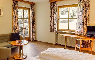 Wohlfühlhotel zur Post in Langdorf
