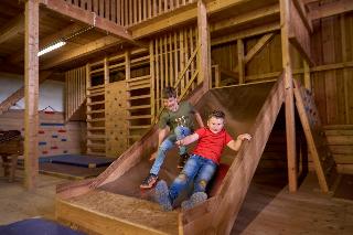 Kinderparadies + Bio-Bauernhof in Schönberg