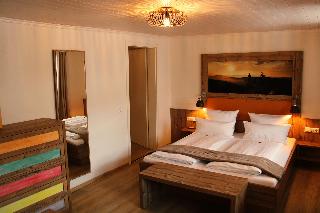 Bayerische Gastwirtschaft Dimpfl-Stadl in Lam