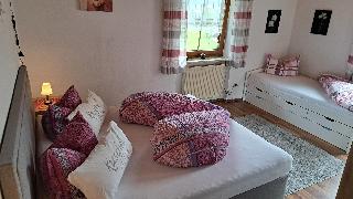 Steinbeißer Ursula in Arrach