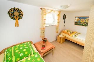 Ferienwohnungen Schrank Christa in Grafenau