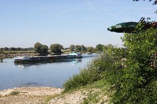 Pension zum Donauufer in Bogen