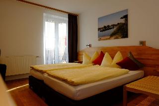 Pension zum Donauufer in Bogen
