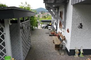 Villa Relax - Ferienwohnungen & Hallenbad & Relaxgarten in Bodenmais