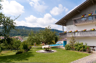 Hotel-Gasthof Zur Linde in Neukirchen b.hl.Blut
