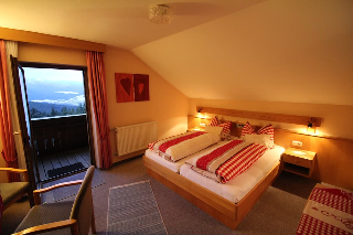 Gasthof-Pension Kolmsteiner Hof in Neukirchen b.hl.Blut