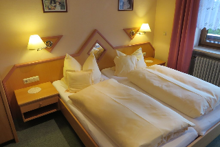 Gasthof-Pension Kolmsteiner Hof in Neukirchen b.hl.Blut