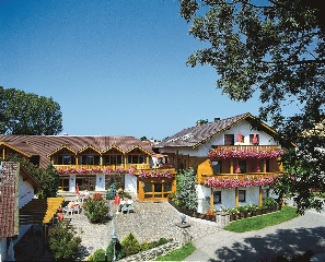 Ferienhotel Münch in Neukirchen b.hl.Blut