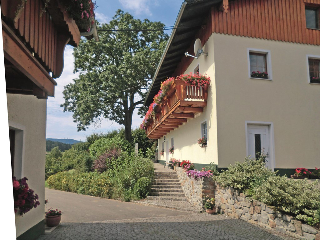Birkenhof in Neukirchen b.hl.Blut