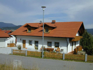 Neuberger Anni in Arrach
