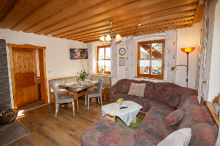 Huisnhof in Arrach