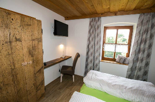 Huisnhof in Arrach