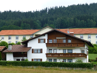 Schwarz Hubert in Lam