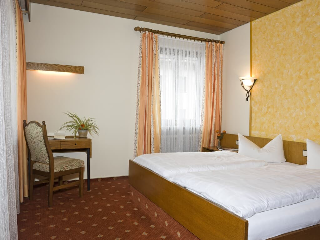 Hotel Pension Bräukeller in Lam